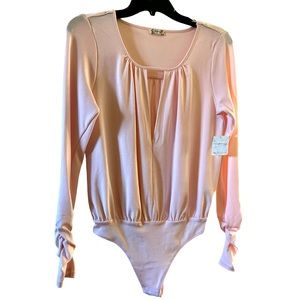 Intimately Free People Women’s Kaya Hypnotic Bodysuit color dream kiss NEW…